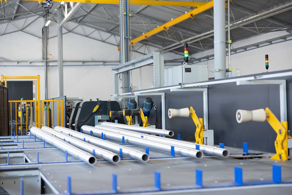 Linia szlifowania słupów 1 Linia szlifowania słupów Poltech Engineering